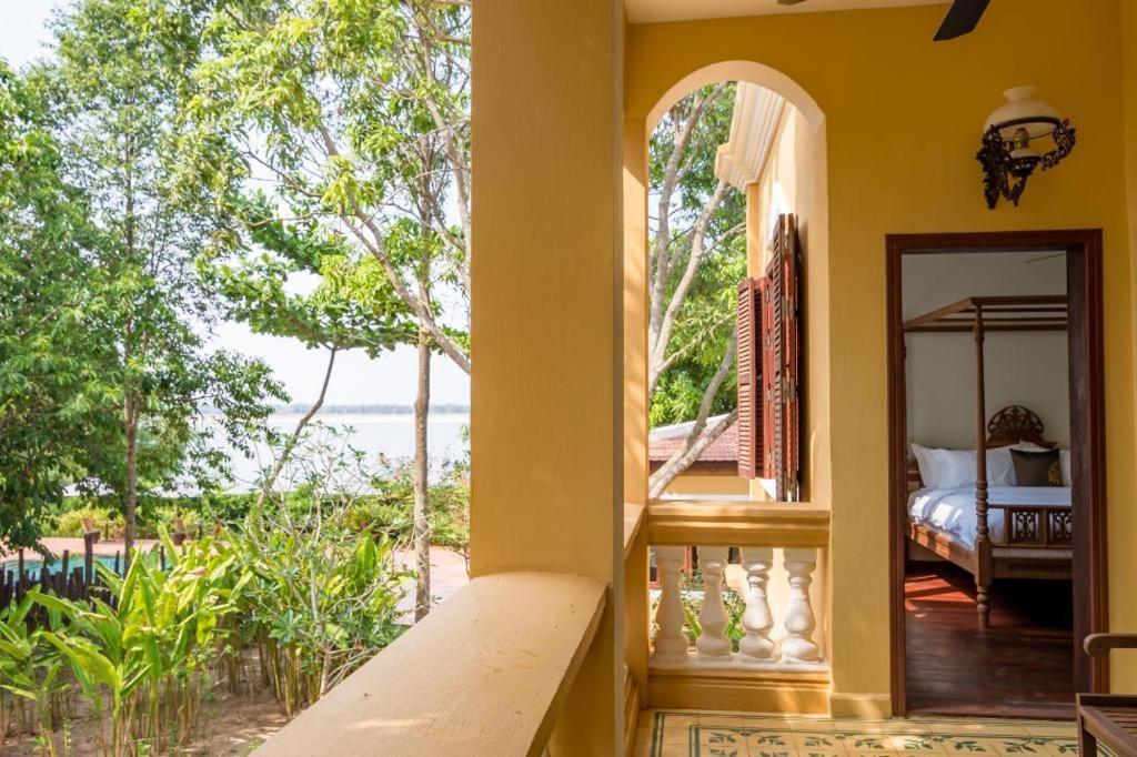 Le Relais De Chhlong Hotel Kratyeh Kültér fotó