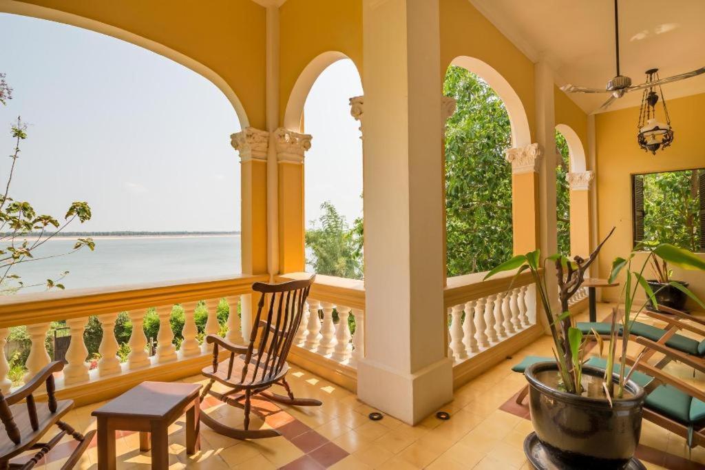Le Relais De Chhlong Hotel Kratyeh Kültér fotó