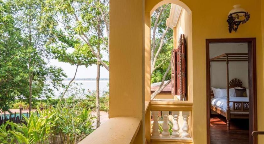 Le Relais De Chhlong Hotel Kratyeh Kültér fotó