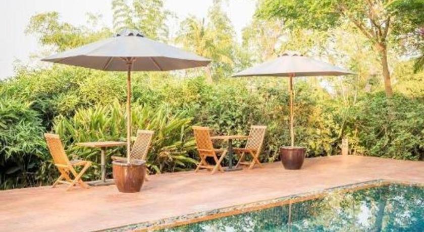 Le Relais De Chhlong Hotel Kratyeh Kültér fotó